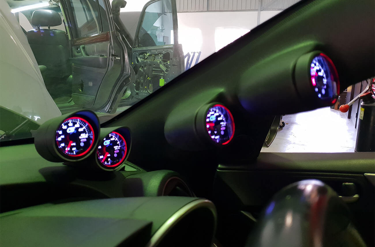 Gauge pods & mounts2